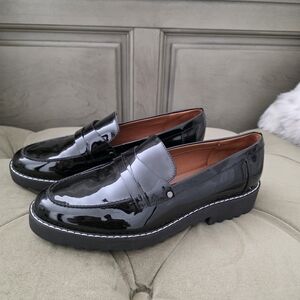 NWOT Franco Sarto Cassandra Loafer